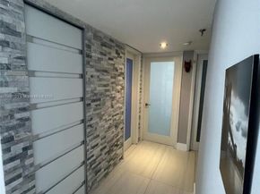 17878 N Bay Rd 507, Sunny Isles Beach FL 33160