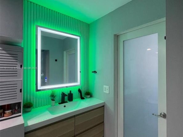 17878 N Bay Rd 507, Sunny Isles Beach FL 33160