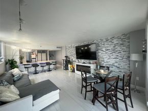 17878 N Bay Rd 507, Sunny Isles Beach FL 33160