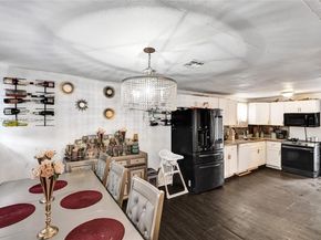 1675 NE 160th St, North Miami Beach FL 33162