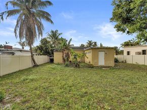 1675 NE 160th St, North Miami Beach FL 33162