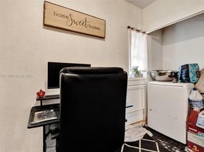 1675 NE 160th St, North Miami Beach FL 33162