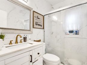 1675 NE 160th St, North Miami Beach FL 33162
