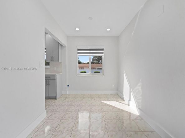 104 E 58th St, Hialeah FL 33013