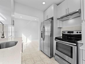 104 E 58th St, Hialeah FL 33013