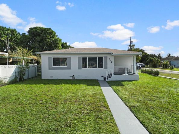 104 E 58th St, Hialeah FL 33013