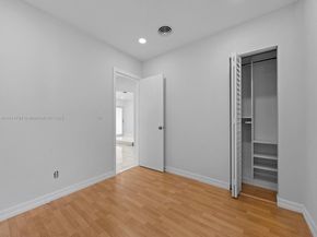 104 E 58th St, Hialeah FL 33013