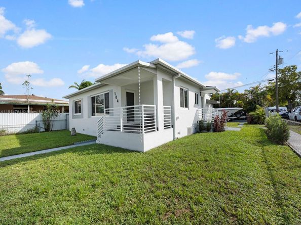104 E 58th St, Hialeah FL 33013