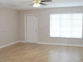 5709 NW 64th Way, Tamarac FL 33321