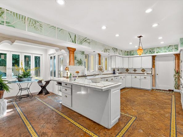 4190 Ingraham Hwy, Miami FL 33133