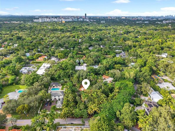 4190 Ingraham Hwy, Miami FL 33133