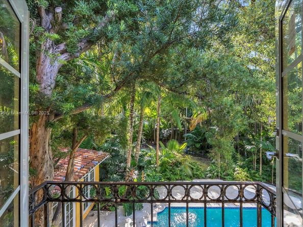 4190 Ingraham Hwy, Miami FL 33133