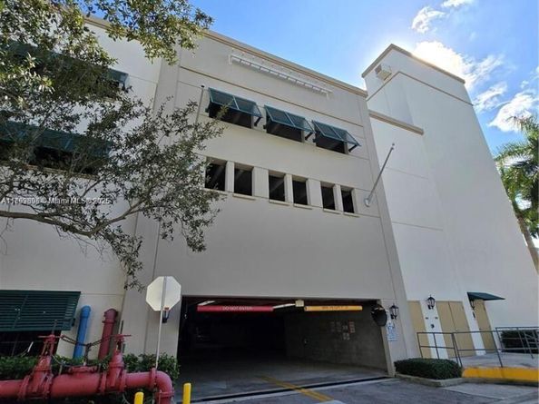 510 NW 84th Ave 121, Plantation FL 33324