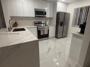 14085 SW 179th Ter, Miami FL 33177