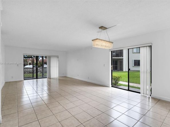 16193 Saddle Club Rd 102, Weston FL 33326