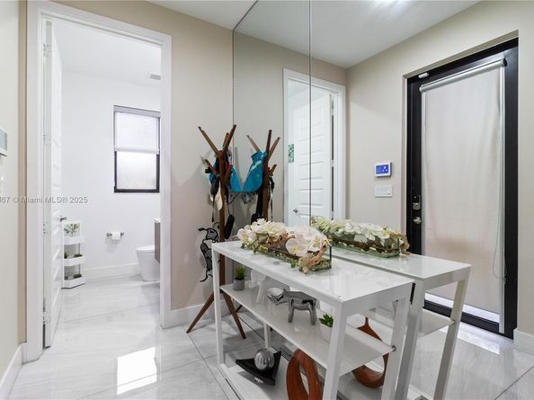 10578 NW 81st Ter, Doral FL 33178