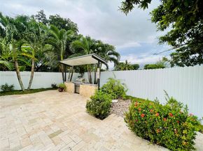 20400 NW 40th Ct, Miami Gardens FL 33055