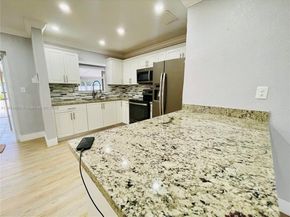 20400 NW 40th Ct, Miami Gardens FL 33055