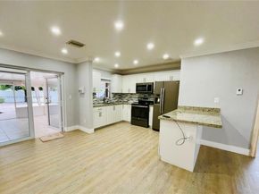 20400 NW 40th Ct, Miami Gardens FL 33055