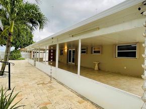20400 NW 40th Ct, Miami Gardens FL 33055