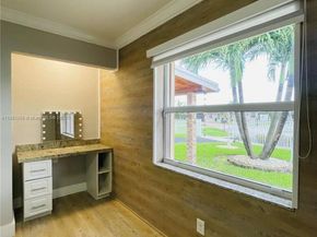 20400 NW 40th Ct, Miami Gardens FL 33055