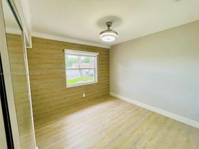 20400 NW 40th Ct, Miami Gardens FL 33055