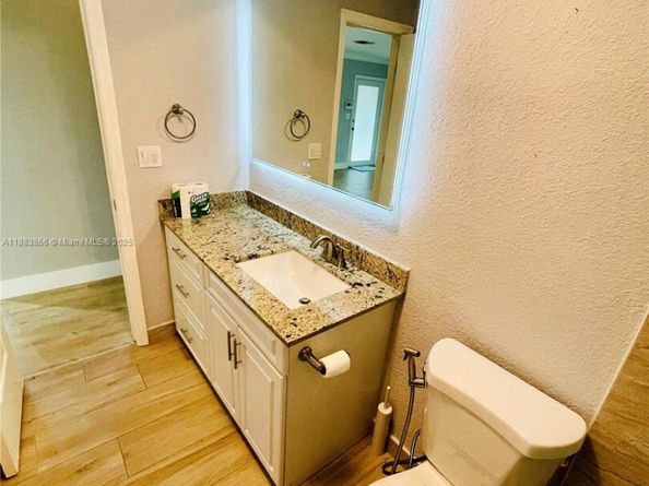 20400 NW 40th Ct, Miami Gardens FL 33055