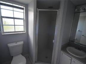 680 Tennis Club Dr 312, Fort Lauderdale FL 33311