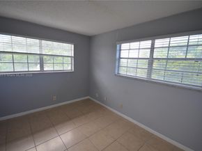 680 Tennis Club Dr 312, Fort Lauderdale FL 33311