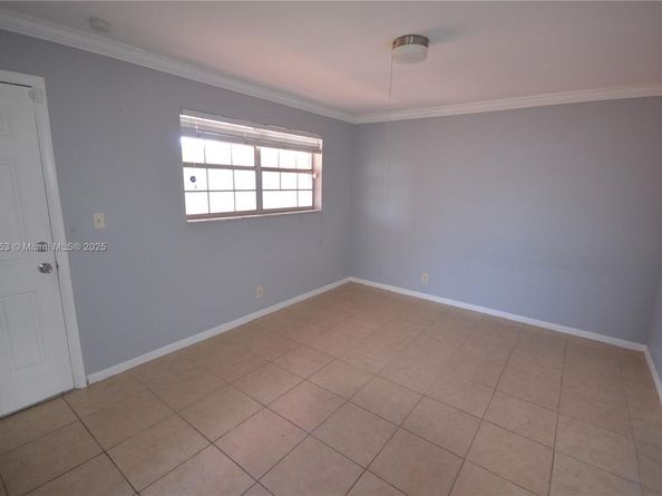 680 Tennis Club Dr 312, Fort Lauderdale FL 33311