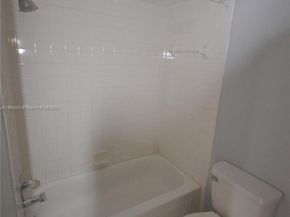 680 Tennis Club Dr 312, Fort Lauderdale FL 33311