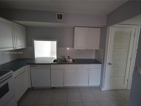 680 Tennis Club Dr 312, Fort Lauderdale FL 33311