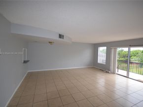 680 Tennis Club Dr 312, Fort Lauderdale FL 33311