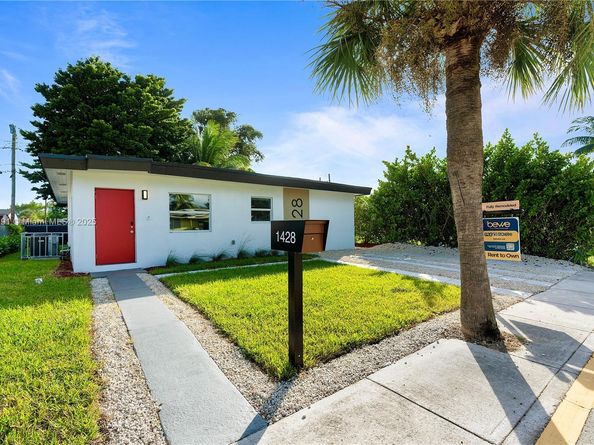 1428 NE 153rd Ter, North Miami Beach FL 33162