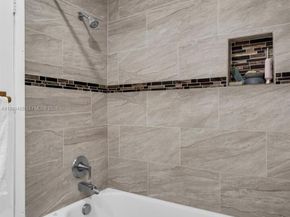 8650 NW 46th Ct, Lauderhill FL 33351