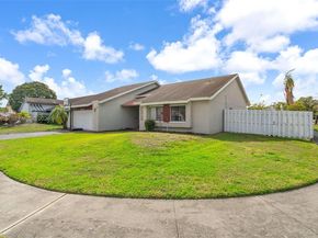 8650 NW 46th Ct, Lauderhill FL 33351