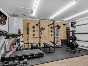 8650 NW 46th Ct, Lauderhill FL 33351