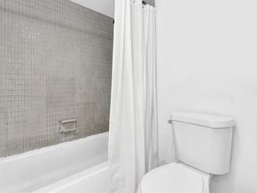 6061 N Falls Cir Dr 407, Lauderhill FL 33319