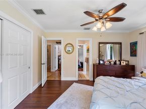 17640 Old Cutler Rd, Palmetto Bay FL 33157
