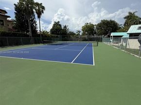 17640 Old Cutler Rd, Palmetto Bay FL 33157