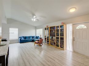 7454 NW 48th Pl, Lauderhill FL 33319
