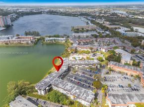 1530 NE 191st St 105, Miami FL 33179