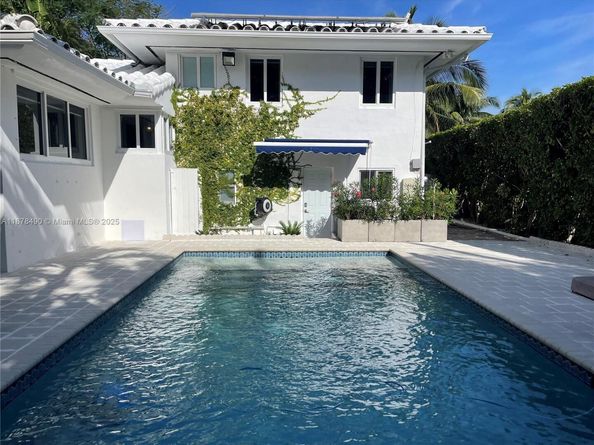 1164 NE 86th St, Miami FL 33138