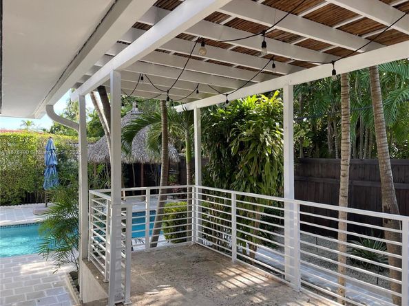 1164 NE 86th St, Miami FL 33138