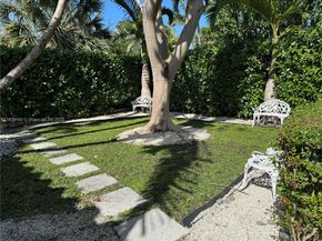 1164 NE 86th St, Miami FL 33138