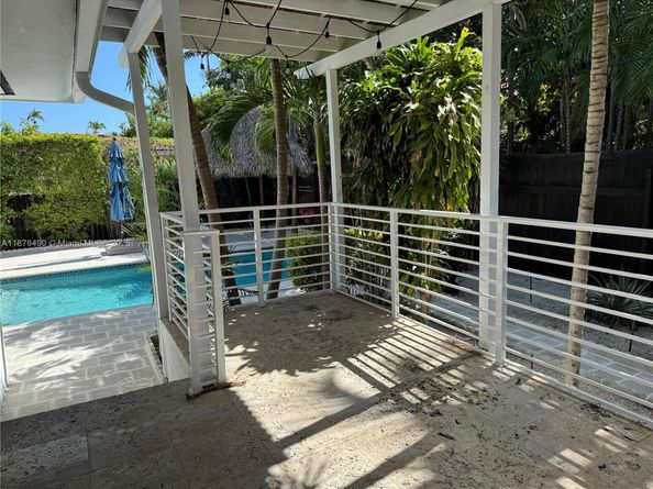 1164 NE 86th St, Miami FL 33138