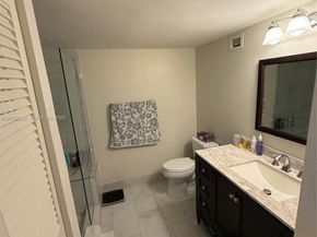 1000 Parkview Dr 407, Hallandale Beach FL 33009