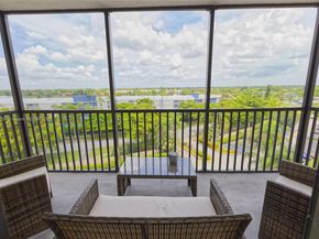 900 NE 195th St 703, Miami FL 33179