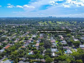 5561 SW 2nd Ct, Plantation FL 33317