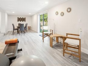 5561 SW 2nd Ct, Plantation FL 33317